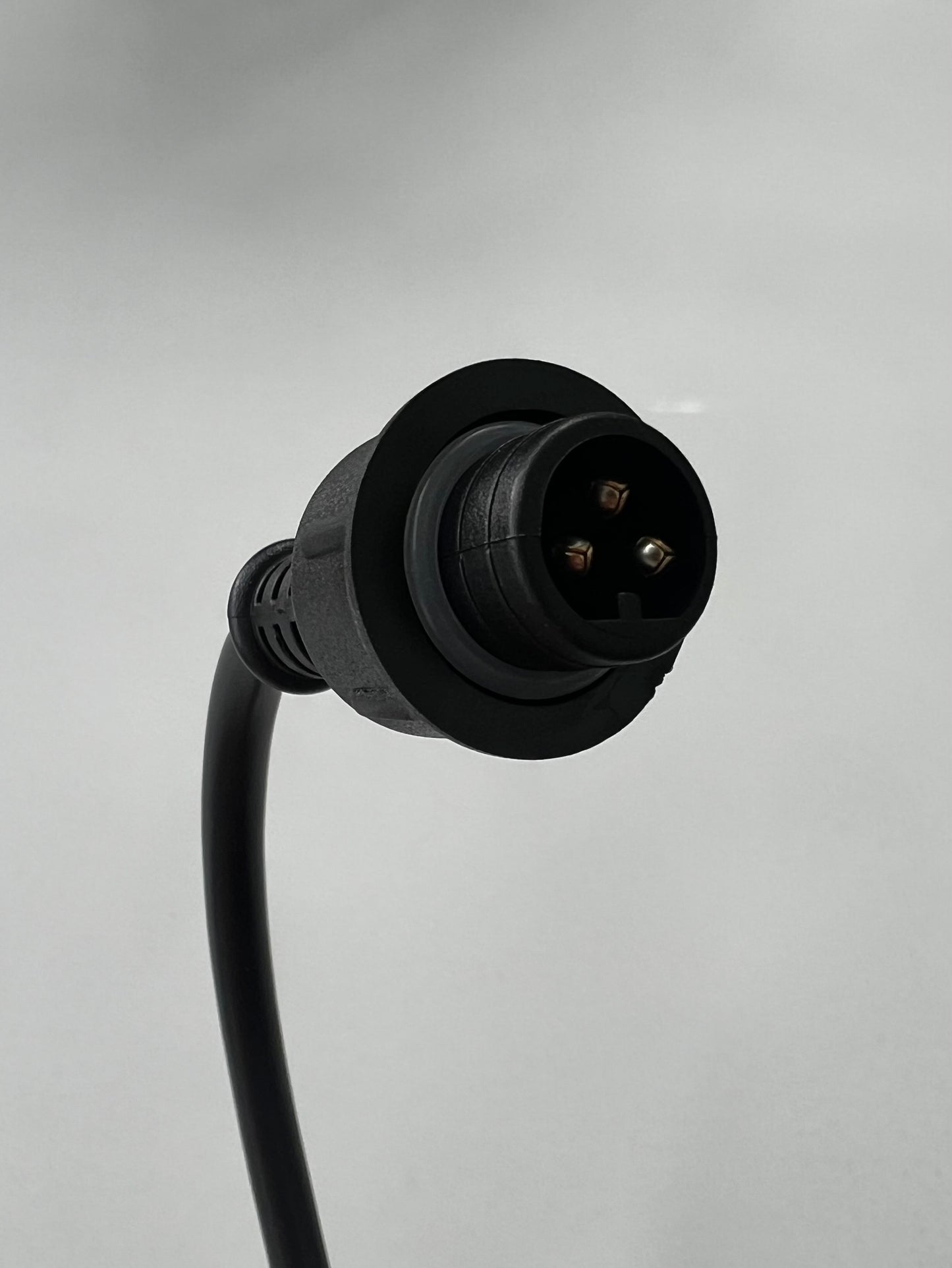 PREORDER Outdoor Rated Waterproof 3-Pin Pigtails